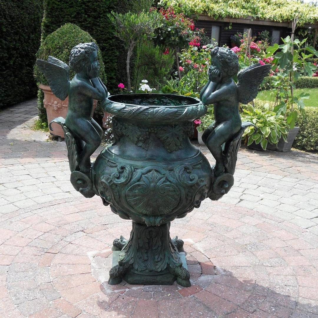 Bronzeskulptur: Vase "Engel"
