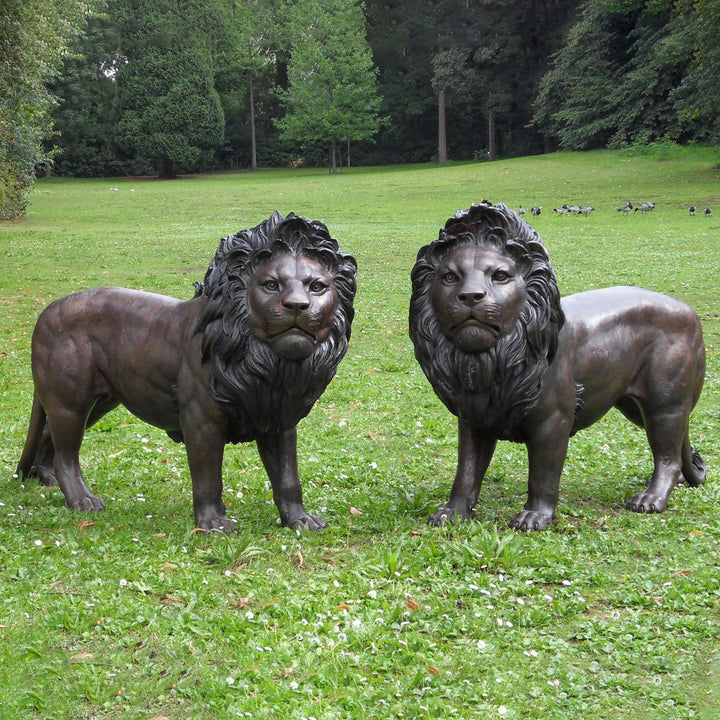 Bronzeskulptur: Löwenduo