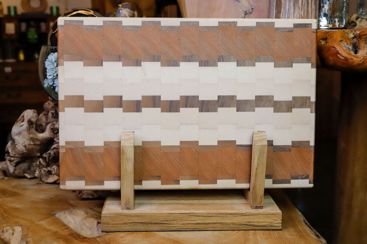Hochwertiges Küchenbrett aus Holz – Stirnholz Ahorn, Kirsche & Nuss