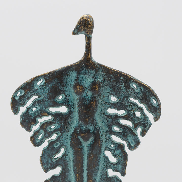 Bronzefigur: Blattskulptur